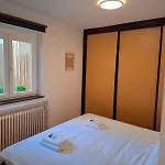 App Met Prachtige Zeezichten Op 1min Appartement *