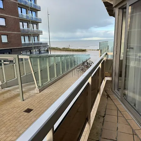 Daire App Met Prachtige Zeezichten Op 1min *